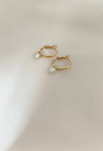 Charger l'image dans la galerie, Boucles CRÉOLES SALLY