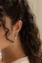 Charger l'image dans la galerie, Boucles CRÉOLES SALLY