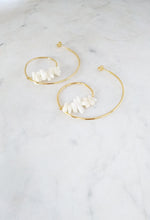 Charger l'image dans la galerie, Boucles créoles GAIA