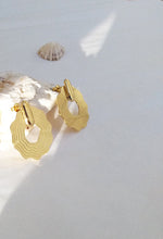 Charger l'image dans la galerie, Boucles d'oreilles BOREA