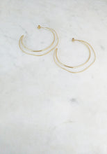 Charger l'image dans la galerie, Boucles créoles GARANCE S