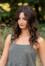 Charger l&#39;image dans la galerie, Collier MAYA FOLK
