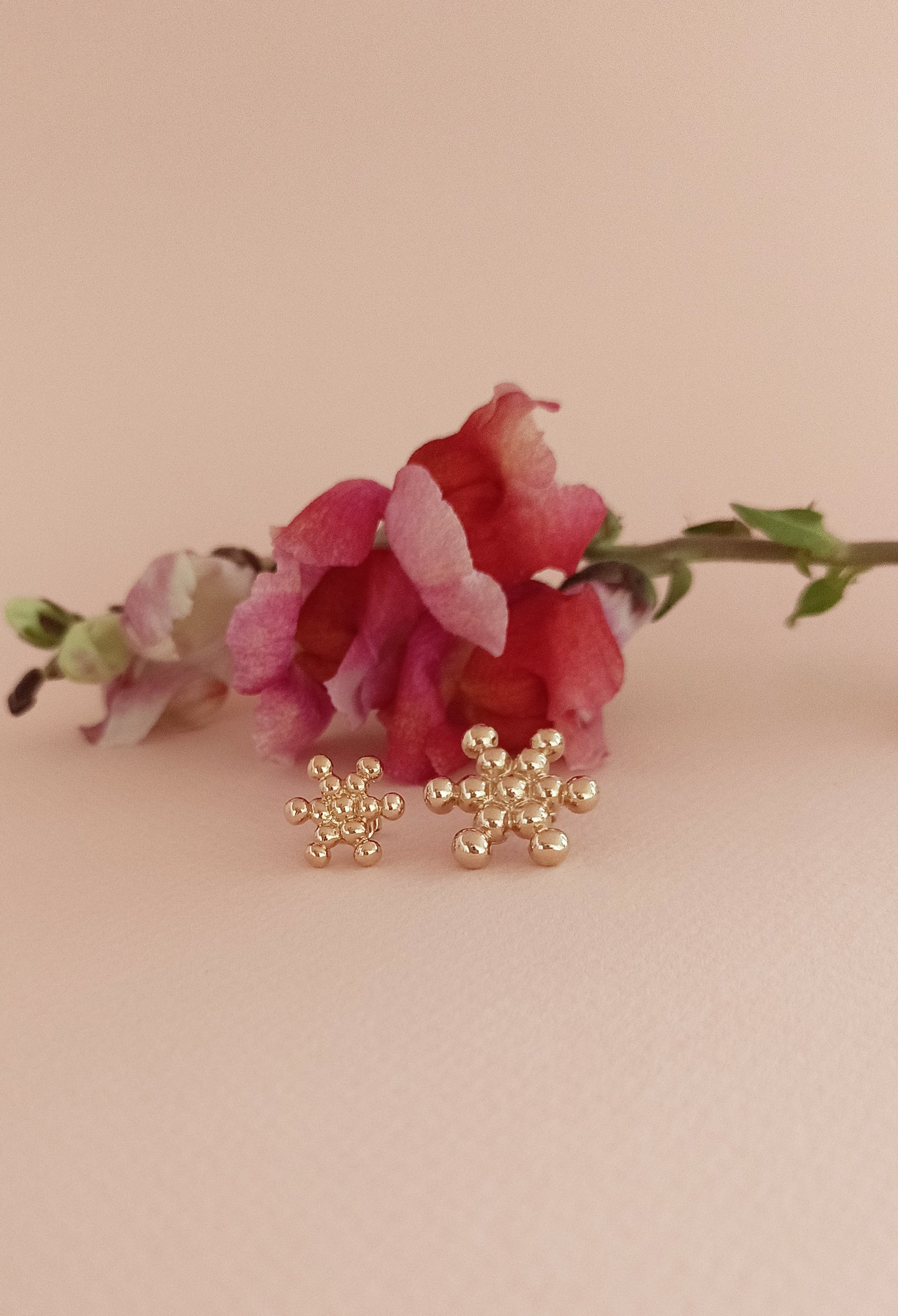 Boucles d'oreilles GALA ASYMÉTRIQUE