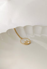 Charger l&#39;image dans la galerie, Collier ROSETTE
