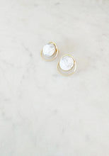 Charger l&#39;image dans la galerie, Boucles d&#39;oreilles AZALÉE
